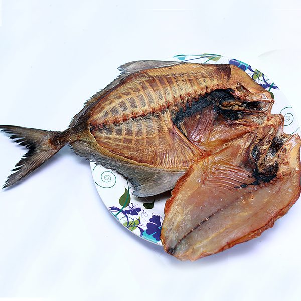 Rupchanda Shutki (রুপচাঁন্দা শুটকি)